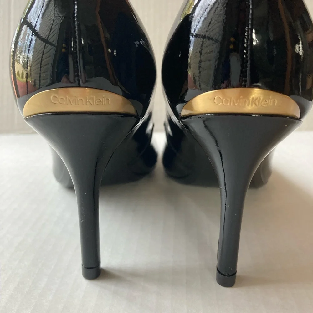 Calvin Klein gayle pointy toe stiletto pumps New - Picture 2 of 10